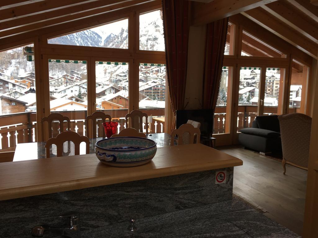 Chalet Guggenbiel Zermatt Eksteriør billede