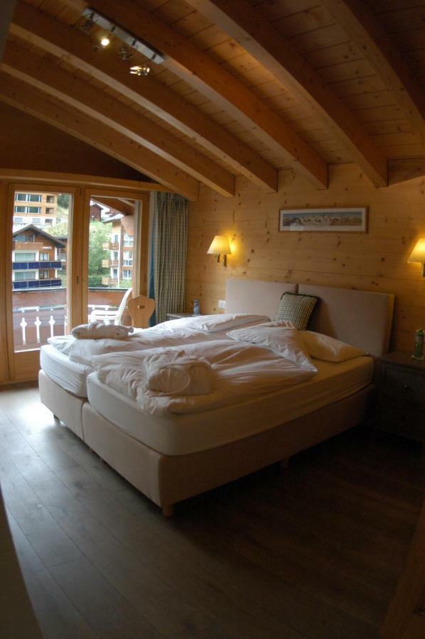 Chalet Guggenbiel Zermatt Eksteriør billede